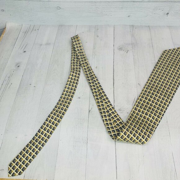 Daniel Craig Pure Silk Hand Made In Italy Gold Green Blue Yellow Squares Tie - Picture 4 of 6